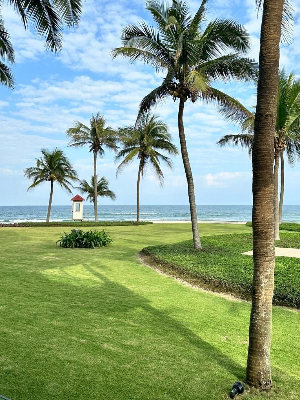 Villa Ocean View And Apartment Da Nang "Free Pick Up" Exterior foto